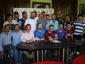 Trabzonspor Taraftar Gruplarından, Onursal Başkan Mehmet Ali Yılmaza Protesto