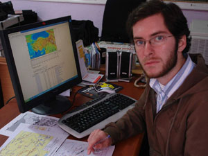 Depremi Saatler Öncesinden Bildi