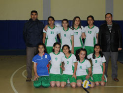 Kızlar Voleybol’da Şampiyon 
