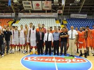 Antalya Cup Şampiyonunun Kupası Başkan Akaydın’dan