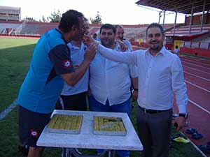 MASCULİNE Kuaför’den futbolculara baklava