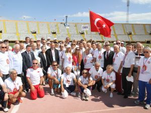 22. Balkan Veteranlar Atletizm Pist Şampiyonası Başladı