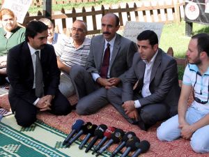 Demirtaş Gündeme İlişkin Değerlendirmeler Yaptı