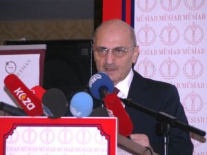 Bakan Bayraktar, İnşaat Sektör Kurulu Toplantısı’na Katıldı