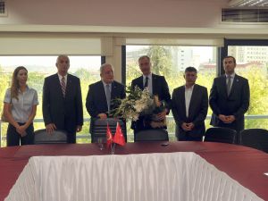 Voleybolun Yeni Başkanı Özkan Mutlugil Görevi Devraldı
