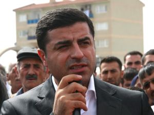 Demirtaş’tan Akçakale Ve Tezkere Açıklaması