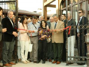 Arınç, Açılışa Katıldı