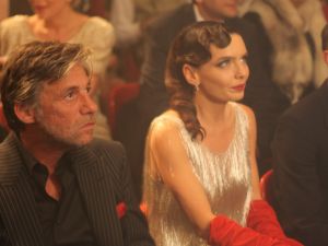 Nil Karaibrahimgil Yeni Klibiyle Pazartesi Günü Ekranlarda