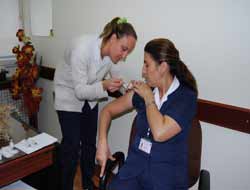 Sağlıkcılar Aşı oldu