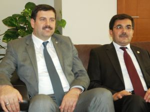 Ak Partiden Halk Günü Toplantısı