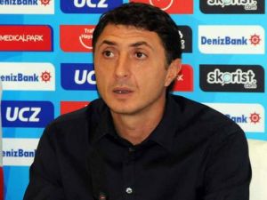 Şota Arveladze İmzaladı
