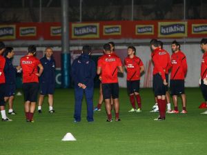 Trabzonspor, Beşiktaş Maçı Hazırlıklarına Eksik Başladı