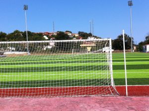 İstanbul İl Özel İdaresi Kilyos Spor Sahası’nı Yeniledi