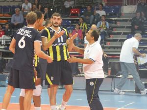 Olaylı Derbi Fenerbahçenin