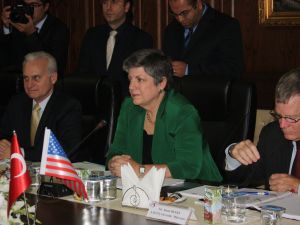 Bakan Yazıcı, Abd İç Güvenlik Bakanı Napolitano İle Bir Araya Geldi