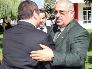 İbrahim Kızıl Başkanlığa Döndü