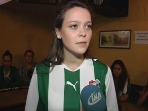 Bursasporlu Bayan Fanatikler Fenerbahçeye Sürprize Hazırlanıyor