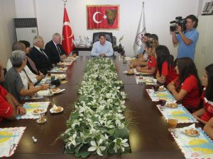 Konak Boccede Dünya Sporcularını Ağırladı