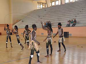 AKRO SİRKİ BÜYÜLEDİ