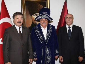 Kazakistan Heyetinden Trabzonspora Ziyaret