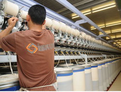 Beşyüz Bin Ton İplik Üretiyoruz
