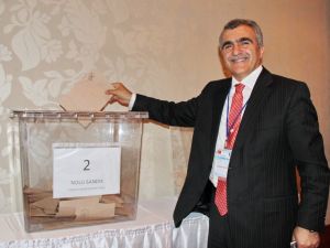 Eskrimde Müminhan Bilgin Yeniden Başkan Seçildi