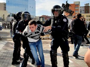 Kosova’da Özelleştirme Karşıtı Protestoda 62 Gözaltı