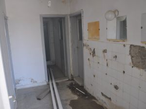Gazi Emet İlçe Stadı’nın Durumu İçler Acısı