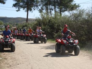 Quad Safariye Yoğun İlgi