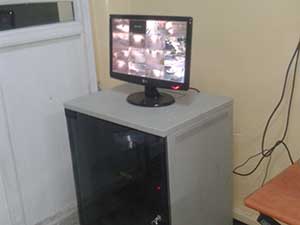 Ticaret Lisesi Kameralarla Donalıtıldı  