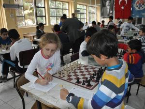 29 Ekim Cumhuriyet Bayramı Satranç Turnuvası Sona Erdi