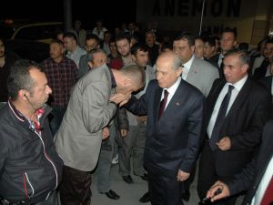 Bahçeli, Manisa Teşkilatıyla Bayramlaştı
