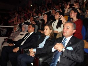 Cumhuriyet Coşkusuna Murat Boz Konseri Damgasını Vurdu