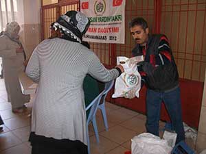 İydden 150 Aileye Kurban Eti