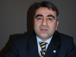 Sağ Merkezde “Mega” Oluşum