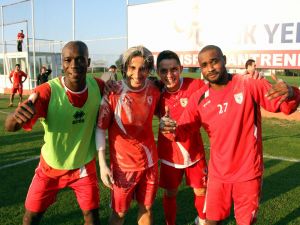 Samsunspor’da Brezilya Usulü Yaş Günü Kutlaması