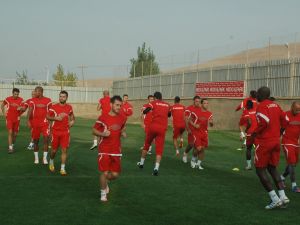 Sanica Boru Elazığspor Gençlerbirliği Maçına Hazırlanıyor
