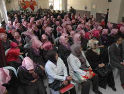 İHl Öğrencilerine Rehberlik Semineri  