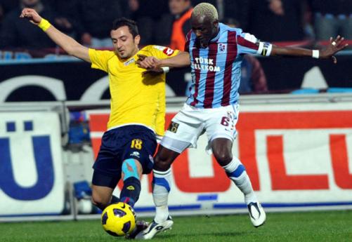 Lider yara aldı