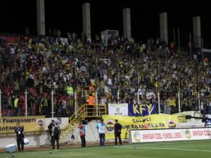 Akhisarspor Belediyespor-fenerbahçe Maçında Sahte Bilet Şoku