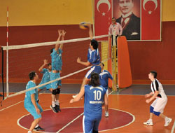 Belediyespor Voleybolda Da Tutulmuyor