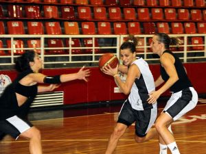 Sbk Evinde İlk Galibiyetini Almak İstiyor