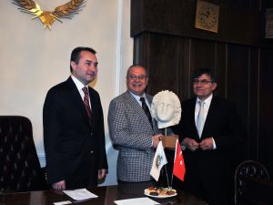 Yunan Girişimcilerden İzmir Ticaret Borsası’na Ziyaret