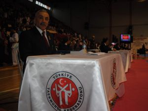 Tümörü Yenen Rekortmen Tekvandocu