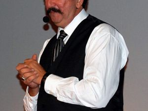 Renan Bilekten Tek Kişilik Oyun