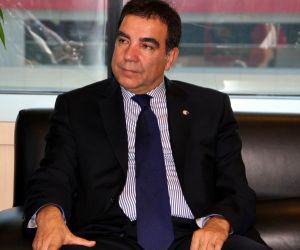 Chp Türk Sanayicisinin Önündeki Engelleri Kaldırmak İstiyor