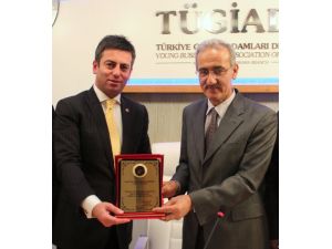 Rekabet Kurumu Başkanı Kaldırımcı: