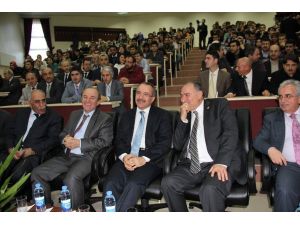 Bakan Dinçer, 34 Yıl Önce Mezun Olduğu Okulda Öğrencilere Ders Verdi