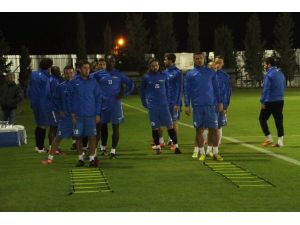Akhisarspor, 3 Puana Kilitlendi