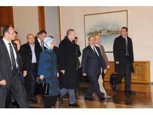 Başbakan Erdoğan Türkiyeye Döndü